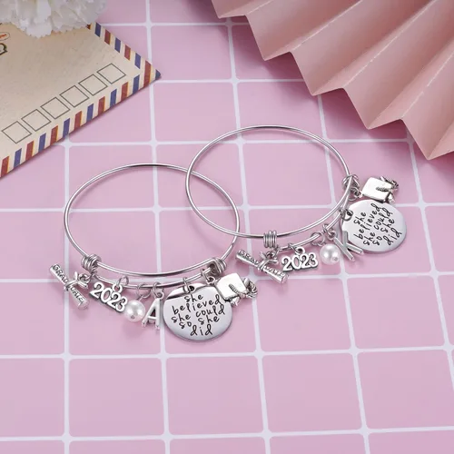 Miniatura 4 de Ukodnus Regalo de graduación de clase 2023, pulsera de graduación para adultos mayores 2023, regalos de graduación inspiradores para ella, 26