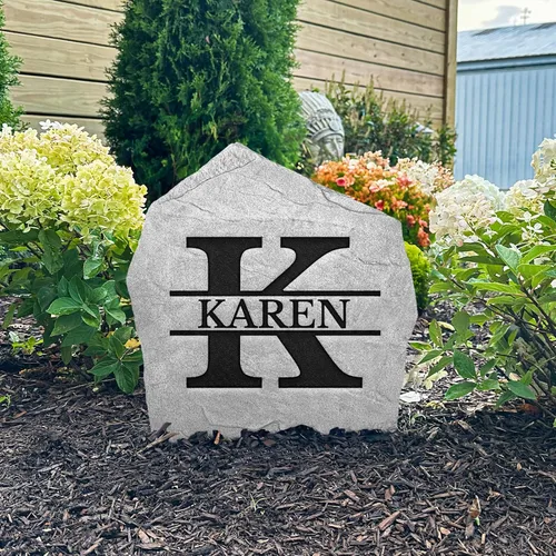 Miniatura 3 de Letrero de piedra con monograma personalizado con nombre, roca de jardín, roca de paisaje, color gris, grabado, 15 pulgadas de ancho x 15 pulgadas