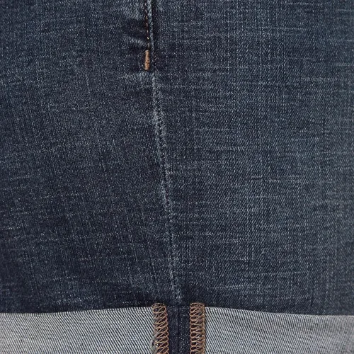 Miniatura 7 de Tienda Essentials Pantalones cortos de mezclilla ajustados de tiro medio de 4 pulgadas para mujer