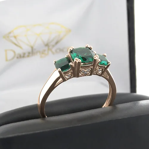 Miniatura 19 de Dazzlingrock Collection Anillo de boda de 3 piedras preciosas creadas en el centro de cojín de 0.04 quilates y diamante blanco natural redondo