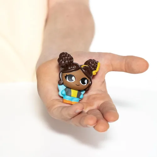 Miniatura 11 de DC Comics Minis, paquete de 12 Micros, figuras coleccionables de 1.5 pulgadas (muñecas, juguetes), exclusivo de Amazon