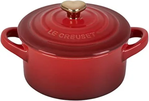Miniatura 3 de Le Creuset Gres Mini redondo Cocotte, 8oz., Cerise con perilla de corazón dorado