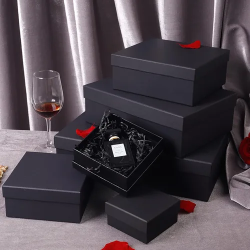 Miniatura 6 de Giftilious Cajas de regalo negras, un juego de 5 cajas de regalo con tapas para regalos, cajas preenvueltas para regalos, caja de regalo resistente