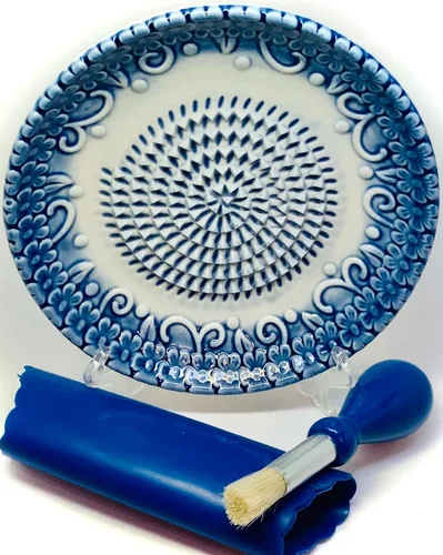 Miniatura 5 de BonCera, Juego de 4 platos de rallador de ajo de cerámica de alta calidad todo en uno - Diseño y estilo en relieve azul - Para ajo, jengibre
