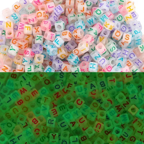 Miniatura 10 de ToBeIT Cuentas acrílicas del alfabeto de la A a la Z, 1000 cuentas para hacer joyas, pulseras, collares (0.236 pulgadas) (negro)