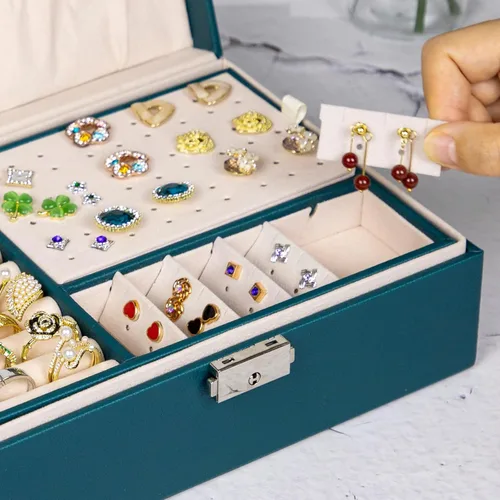 Miniatura 5 de SYCARON Joyero organizador para mujeres y niñas, estuche organizador de joyas de 2 capas, caja de almacenamiento de joyería de piel sintética
