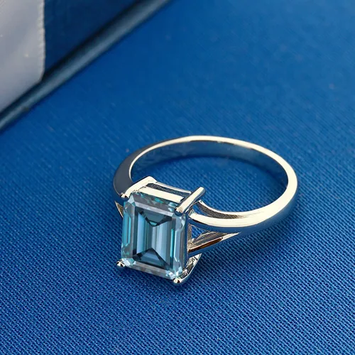 Miniatura 65 de Gem Stone King Anillo de compromiso solitario con diseño clásico de vástago dividido para mujer, plata de ley 925, piedra natal de piedra preciosa