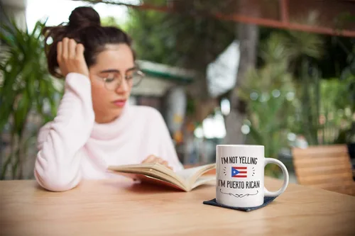 Miniatura 7 de Casitika Recuerdos y Regalos Graciosos de Puerto Rico. No Estoy Gritando, Soy Puertorriqueño Taza de Café. Idea de Regalo para Hombres y Mujeres