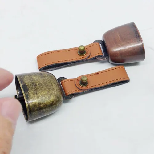 Miniatura 3 de 1 collar de perro, campanas de hierro para vaca, hacedores de ruido, perro de campo, vaca, oveja, ganado, campana con correa de botón de cuero