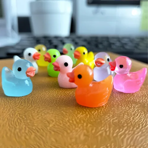Miniatura 2 de Cidinge 100 piezas Mini patos luminosos y patos de resina para decoración de micro jardín y casa de muñecas