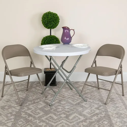 Miniatura 10 de EMMA + OLIVER Paquete de 2 sillas plegables de vinilo beige con doble refuerzo