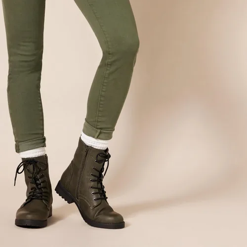 Miniatura 11 de Tienda Essentials Women's Lace-Up Combat Boot