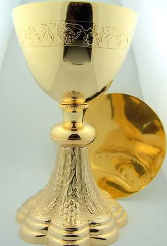 Capilla de la iglesia de uva y trigo dorado dorado cáliz sacerdote y patena regalo pastor de 8 pulgadas de alto