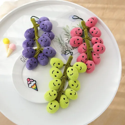 Miniatura 4 de Juguete de peluche de uva de frutas, adornos de uvas, lindos accesorios de automóvil, decoración colgante de espejo retrovisor (morado)