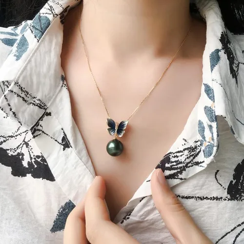 Miniatura 5 de Collar con colgante de mariposa de perlas negras reales para mujer con perlas cultivadas de Tahití negras genuinas de calidad AAAA+ Collar de oro