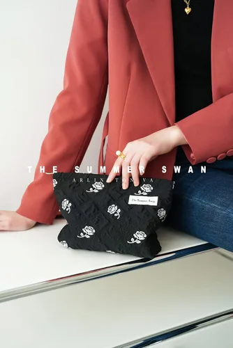Miniatura 6 de The Summer Swan Bolsa de maquillaje estética grande Bolsa de maquillaje floral Embrague de medio día Bolsa de kit de período Bolsa