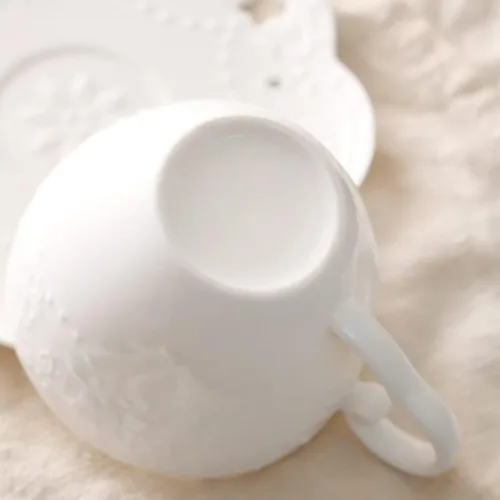 Miniatura 3 de Taza tazas de cerámica taza de café conjunto blanco pequeño real lujo vintage taza de té platillo boda flor tazas de café taza de café