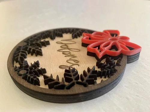 Miniatura 3 de Adorno de madera de Navidad personalizado con nombre grabado personalizado, adorno de Navidad 2025, decoración de árbol de vacaciones hecho a mano
