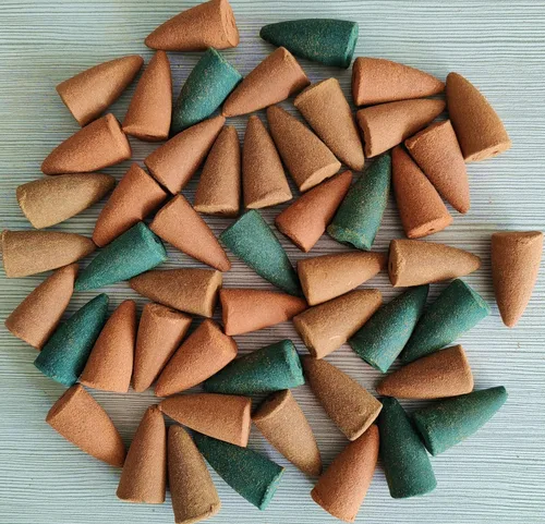Miniatura 10 de Hosley Full Moon - Conos de incienso verde de reflujo de luna, aroma de larga duración para positividad y aire puro, polvo de madera, aromaterapia