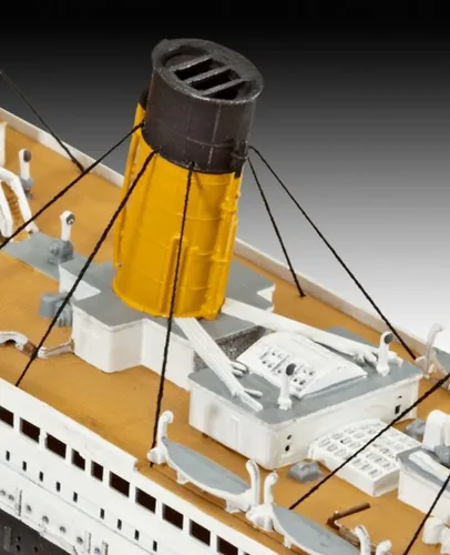 Miniatura 5 de Revell of Germany Kit de modelo de plástico RMS Titanic