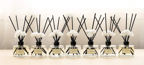 Miniatura 5 de CULTURE & NATURE - Set de difusor de varillas de 6.7 onzas líquidas (200ml) - Difusor con varillas perfumado a vainilla - Fragancia para el hogar