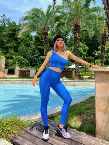 Miniatura 2 de OQQ Conjunto de entrenamiento de 4 piezas para mujer, leggings de cintura alta acanalados para yoga con camiseta corta de 3 piezas con brasier