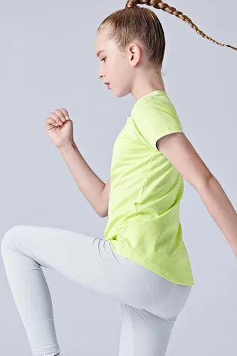 Miniatura 4 de Paquete de 4 camisetas atléticas para niñas jóvenes, camisetas de manga corta Dry Fit, ropa deportiva para niños y adolescentes