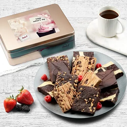 Miniatura 9 de Dulcet Gift Baskets Surtido de brownie de chocolate gourmet, brownie de lata de brownie, delicioso pastel de queso, dulce de azúcar rocoso, ganache