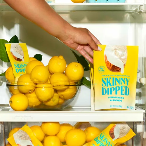 Miniatura 7 de SkinnyDipped Lemon Bliss - Almendras cubiertas de yogur, aperitivo saludable, proteínas vegetales, sin gluten, 0.46 onzas (paquete de 24)