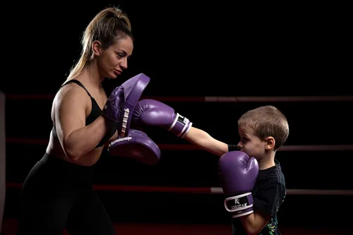 Miniatura 5 de Kruzak - Guantes de boxeo para niños de 5 a 10 años de entrenamiento, sparring, kickboxing, muay thai, artes marciales y lucha de artes marciales
