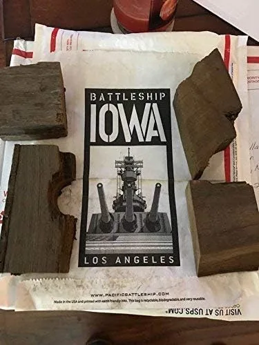 Miniatura 3 de USS Iowa Battleship Pen BB-61 Decking original de teca con COA The Big Stick
