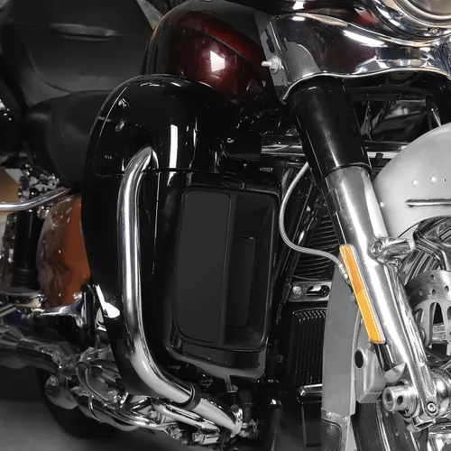 Miniatura 6 de XFMT - Carenadura inferior ventilada para las piernas tipo guantera, modelos FLT, FLHT, FLHTCU, FLHRC, Road King, Street Glide, Electra Glide, Negro