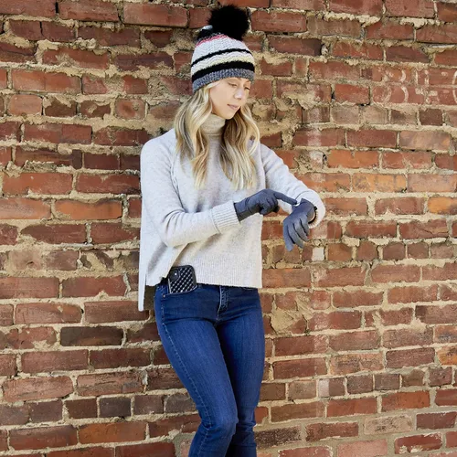 Miniatura 2 de Women's Recycled Slouchy Knit Hat with Pom