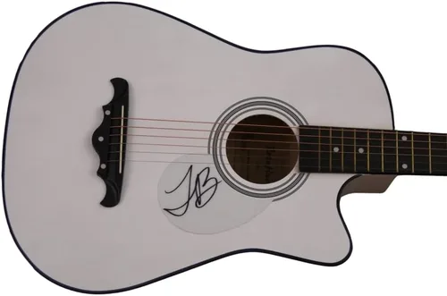 JUSTIN BIEBER - Guitarra acústica de tamaño completo con autógrafo firmado y autenticación JSA, JSA COA - SUPERESTRELLA DEL POP, MI MUNDO 2.0, BAJO