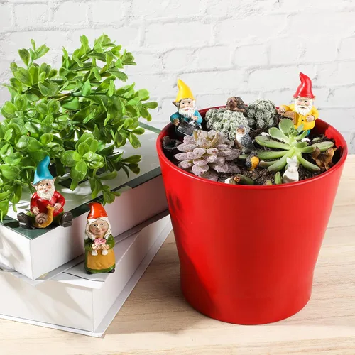 Miniatura 3 de Jetec Juego de 10 piezas de mini gnomos de hada, estatua de jardín, gnomos de resina en miniatura, pintados a mano, ardilla, erizo, búho, pájaro
