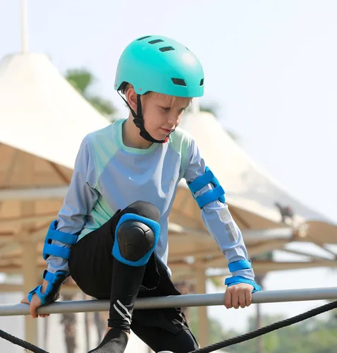 Miniatura 19 de Casco para bicicleta y patineta, ajustable y multideporte para patines y scooter, 3 tallas para adultos, jóvenes, niños y bebés Azul