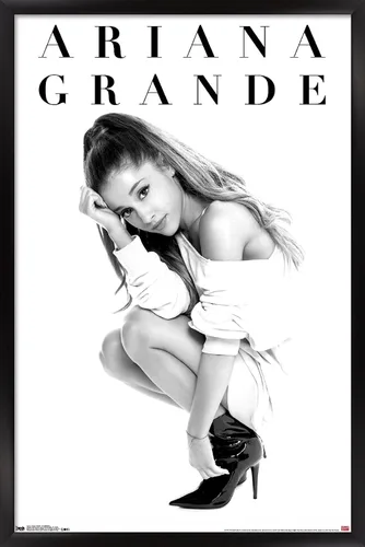 Miniatura 8 de Ariana Grande - Póster de pared de luna de miel, 22.4 pulgadas de largo x 14.7 pulgadas de ancho, versión enmarcada en madera de granero