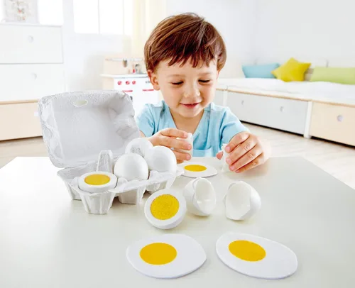 Miniatura 5 de Hape Cartón de huevos 3 huevos duros con cáscara fácil de despegar y 3 fritos, juguete educativo realista de madera para niños de 3 años