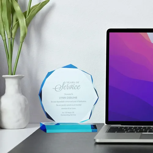 Miniatura 3 de Trofeo grabado - Acrílico azul cielo - Premio para empleados - Grabado personalizado de hasta tres líneas y selección de versos preescritos