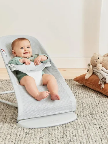 Miniatura 4 de BabyBjörn Bouncer Balance Soft, Malla, Plata/Blanco 2-en-1 Asiento Ajustable de Mecedora para Bebés y Silla para Niños Pequeños, de Recién Nacido a