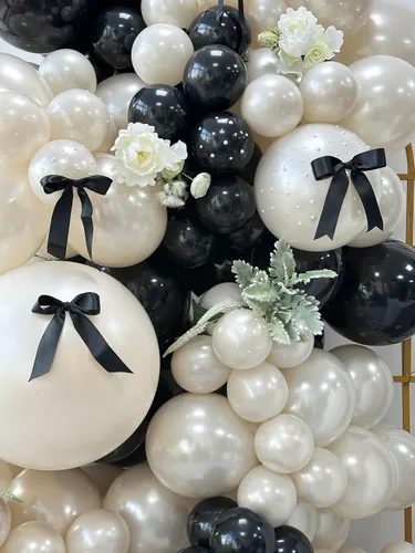 Miniatura 6 de Kit de arco de globos de 185 piezas negros y de arena de perlas doble relleno con lazos y perlas de imitación, globos negros y blancos