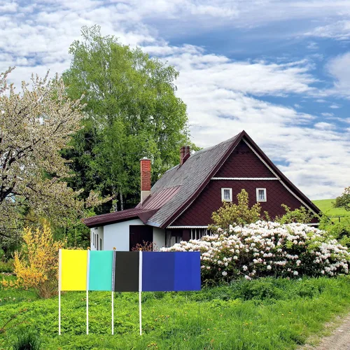 Miniatura 6 de Paquete de 50 banderas de color sólido, pequeñas banderas de mano pequeñas, juego de banderas blancas, negras, amarillas, naranjas, azules, moradas
