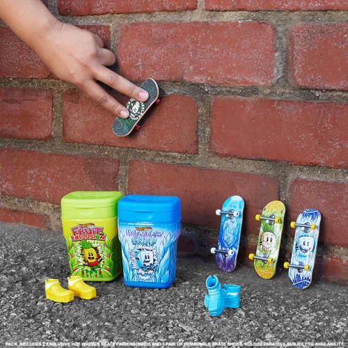 Miniatura 2 de Hot Wheels Skate - Zapatos para diapasones y patinaje, 2 recipientes de sabor con 2 tablas exclusivas y 1 par de zapatos extraíbles en contenedores