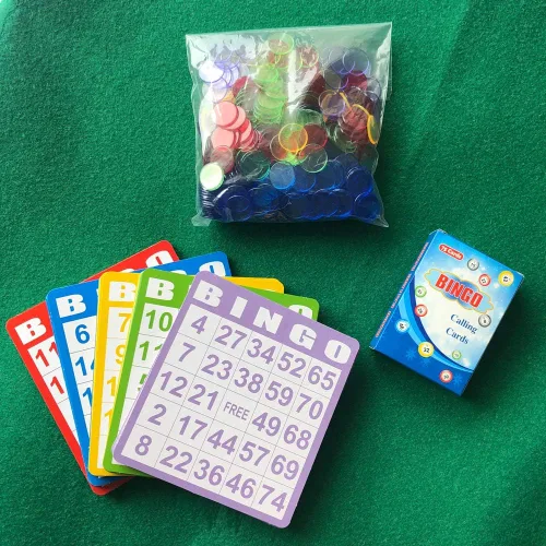 Miniatura 6 de Yuanhe Juego de tarjetas de bingo: incluye 50 tarjetas de bingo, 500 fichas de bingo transparentes coloridas y baraja de tarjetas de llamada, ideal