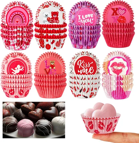 Miniatura 13 de AUGSUN 800 piezas de mini moldes para cupcakes de Navidad, envolturas para cupcakes con diseños de Santa, muñeco de nieve, bosque, moldes mini