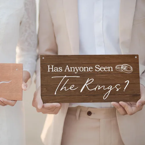 Miniatura 3 de PHAMTE Letrero de portador de anillos – Decoración rústica de boda, placa con la frase "Here Comes The Bride", 12 x 6 pulgadas