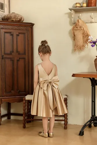 Miniatura 12 de MCieloLuna Vestidos de niña de flores para boda con nudo de lazo elegante de satén para primera comunión