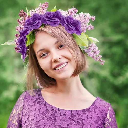 Miniatura 5 de 200 flores artificiales de seda falsa de 3 pulgadas con tallo de esmeralda, rosa sintética y tallo de 6 pulgadas para boda, ramo de novia, Morado