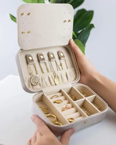 Miniatura 4 de Benevolence LA - Joyero de viaje Almacenamiento y organizador de joyas Joyero para mujer Organizador de anillos collares y aretes con espejo
