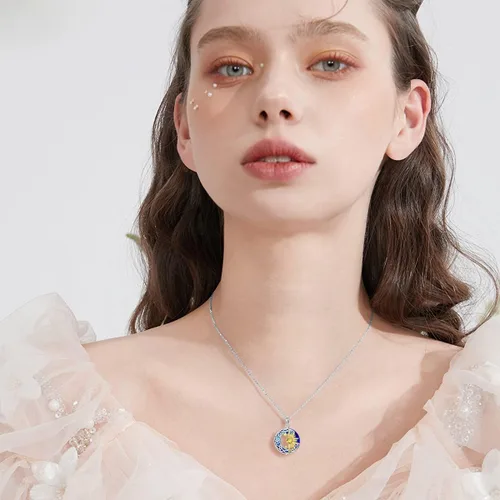Miniatura 5 de AOBOCO Collar de plata de ley 925 con luna y estrella celta para mujeres y niñas